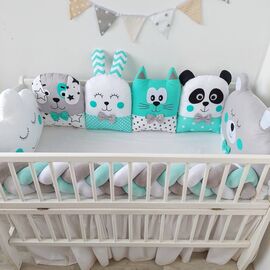 Minze Babybettumrandung/Schutzpolster TIERCHEN 360cm (Kissen & Nestschlange)
