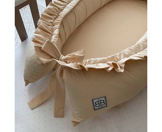 Beiges Neugeborenenset: BabyNest mit Matratze, Deckenwickel, Kissen, Foto 6