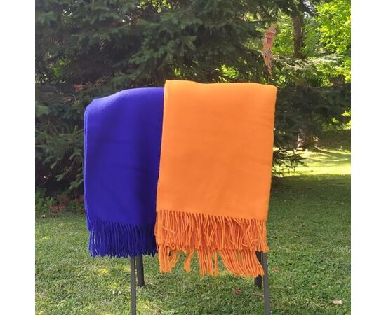100% Schafwolldecke Orange solide einfarbig warm und gemütlich extra hochwertige Sofa Überwurf Gartendecke mit Fransen, Foto 4